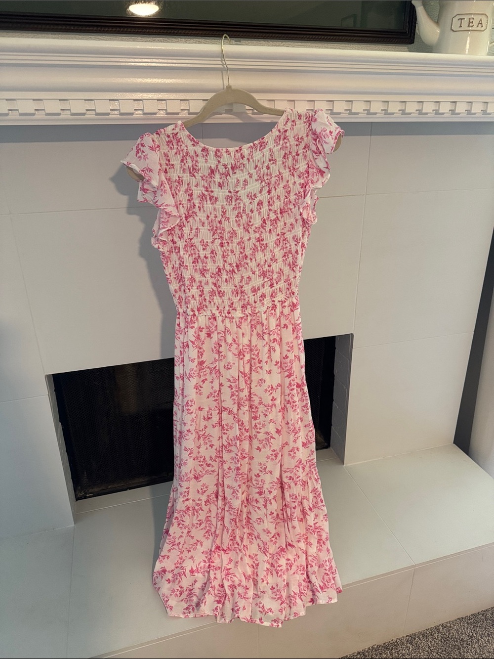 Pink Floral Midi Dress with Ruffle Sleeves - Picture 3 of 3